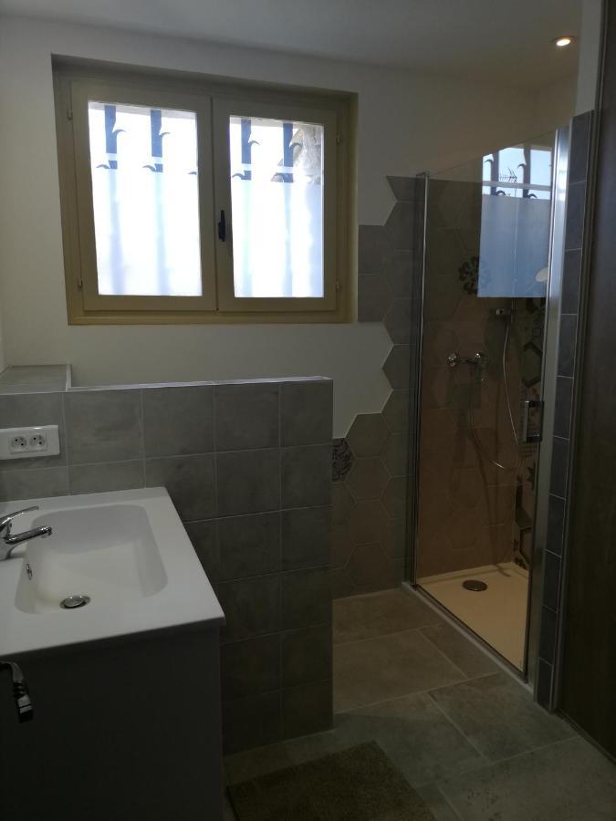 Maison Provencale Spa Sauna Piscine Molleges エクステリア 写真