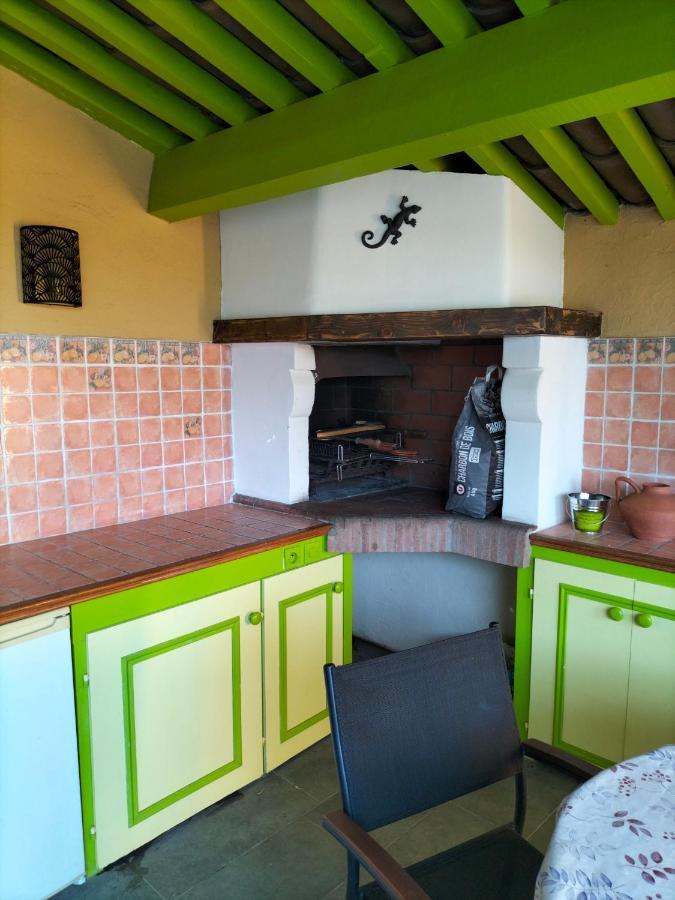 Maison Provencale Spa Sauna Piscine Molleges エクステリア 写真